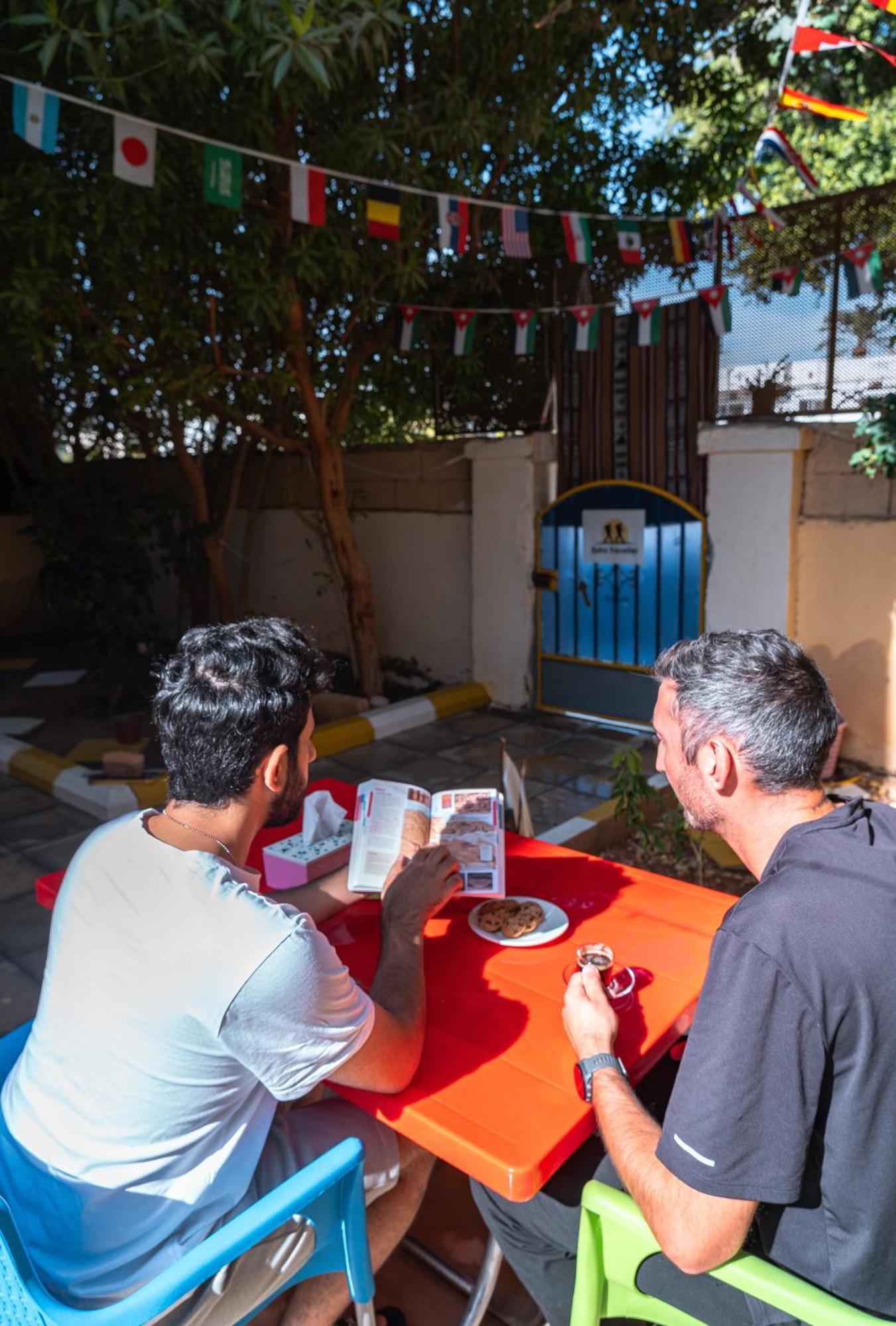 Ostello Extra Traveller Aqaba Esterno foto